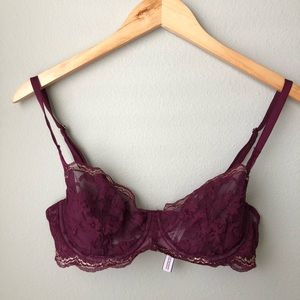 Sexy Victoria’s Secret maroon lace bra